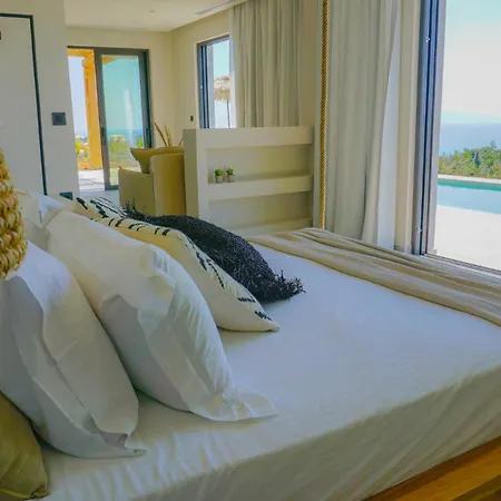 Villa Melia By Vintage Travel *