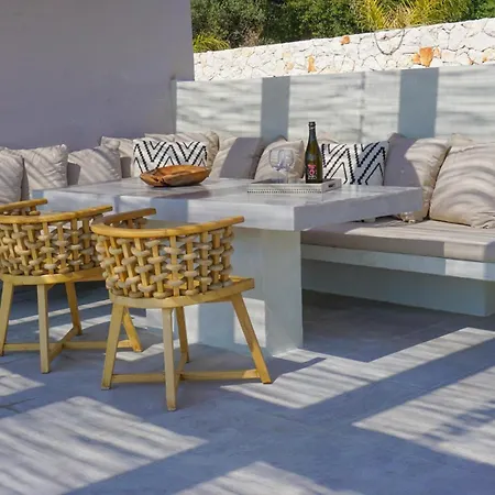 Villa Melia By Vintage Travel Sparta