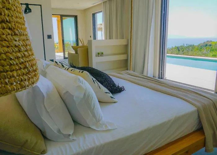 Villa Melia By Vintage Travel *